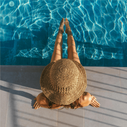 The "Vacation Skin" Effect: Why Does Your Skin Always Look Better on Holiday Weekends?&nbsp;