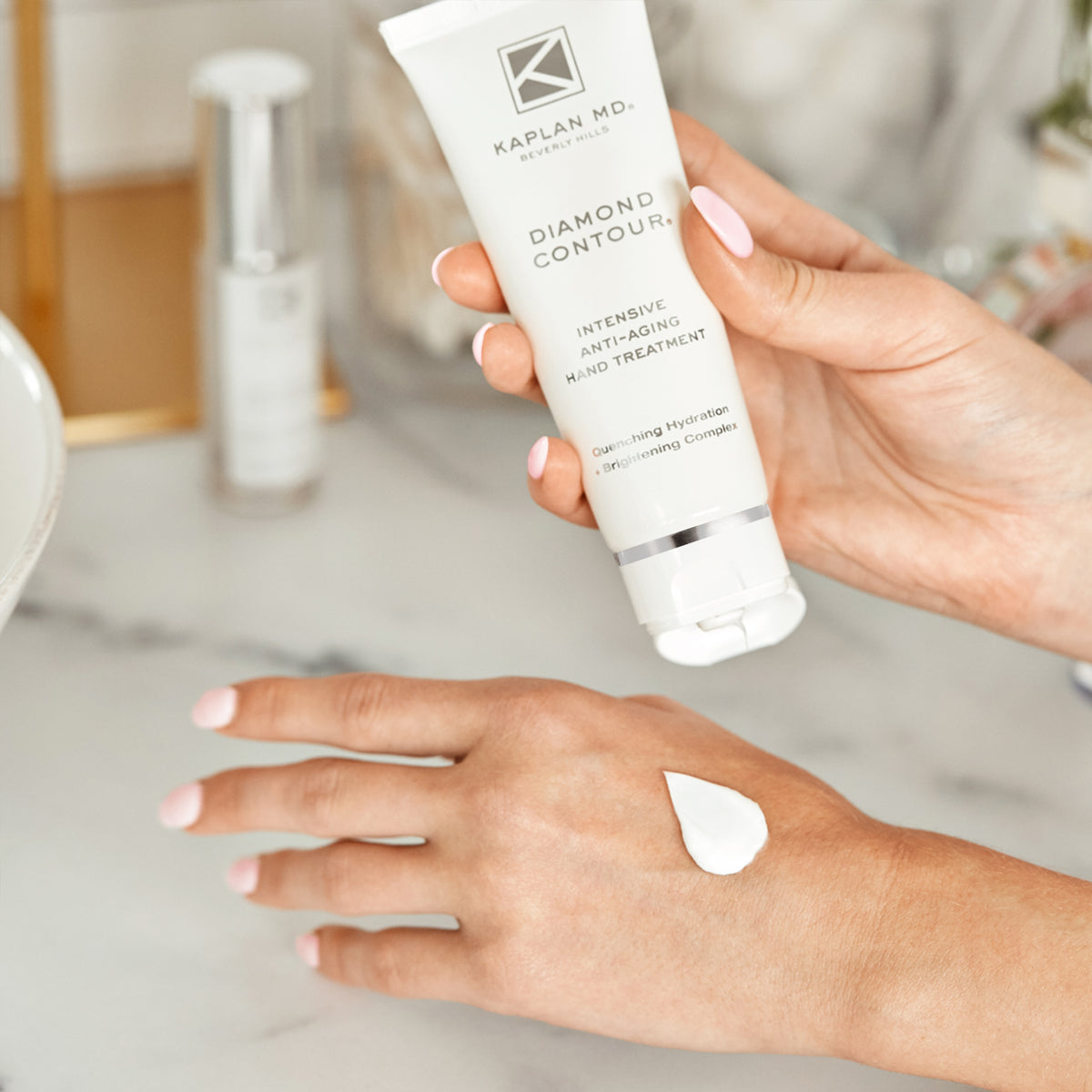 Diamond Contour Intensive Anti-Aging Hand Treatment