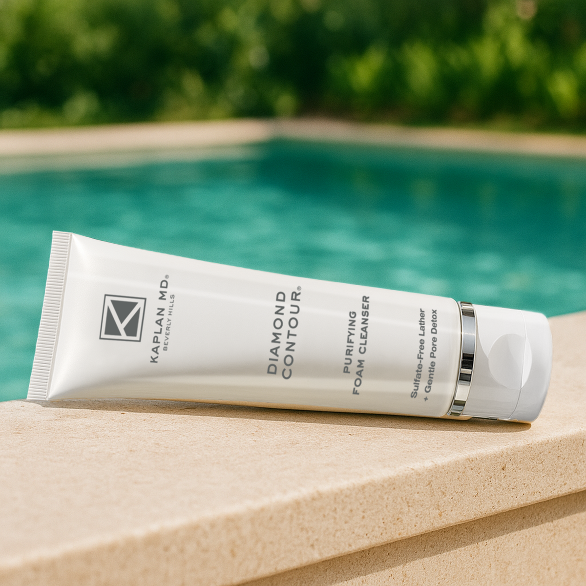 Diamond Contour Purifying Foam Cleanser