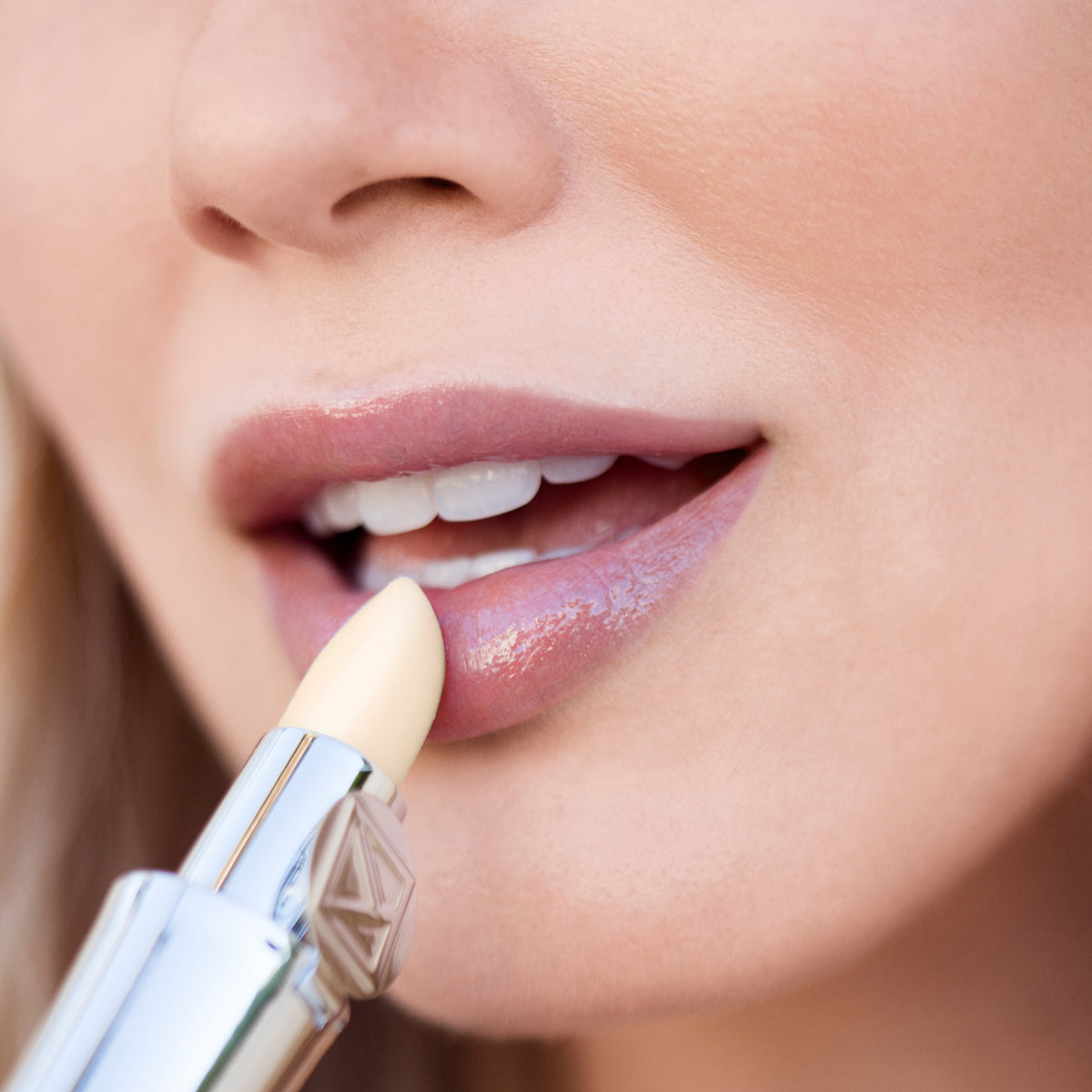 Perfect Pout Lipstick - SPF 30